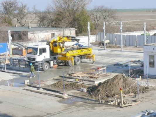 A început montarea elementelor prefabricate la terminalul de marfă de la Aeroportul Kogălniceanu